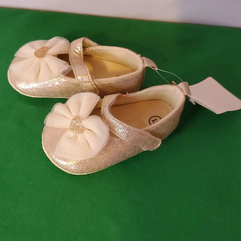 Girls Gold Dress Shoes